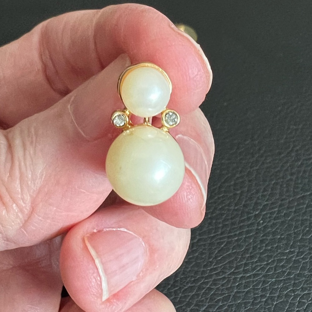 Pearl and rhinestone post earrings in gold tone